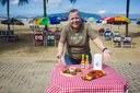 “Esse lugar me dá vida”: Pioneira no empreendedorismo e na luta LGBTQIAP+ se emociona e relembra desafios da carreira “Esse lugar me dá vida”: Pioneira no empreendedorismo e na luta LGBTQIAP+ se emociona e relembra desafios da carreira