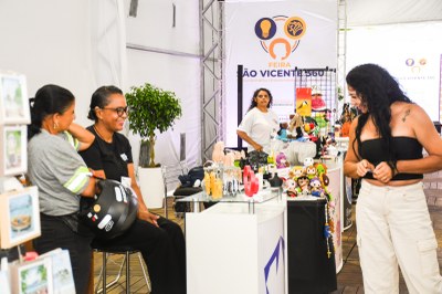 2° Feira São Vicente 360 reúne empreendedores locais e conecta negócios à Encenação 2026