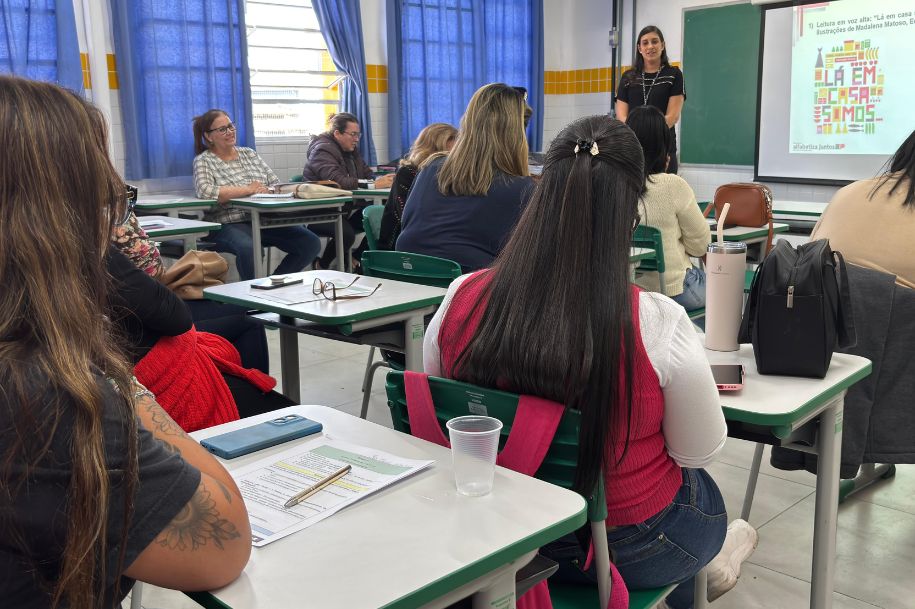 2º Encontro do Programa Alfabetiza Juntos promove formação de educadores em São Vicente