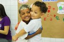 Abraços e carinho marcam celebração ao Dia do Abraço, na Creche Irmã Dolores em São Vicente Abraços e carinho marcam celebração ao Dia do Abraço, na Creche Irmã Dolores em São Vicente
