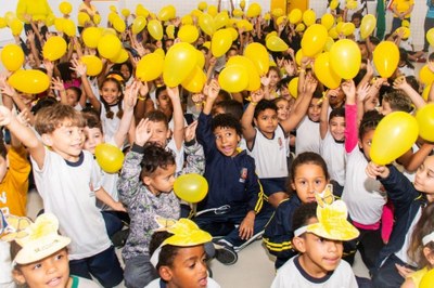 Alunos da AMEI Duque de Caxias celebram a vida com ações do Setembro Amarelo