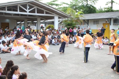 AMEI Vera Lúcia realiza 1ª Festa dos Estados com música, sabores e tradições brasileiras