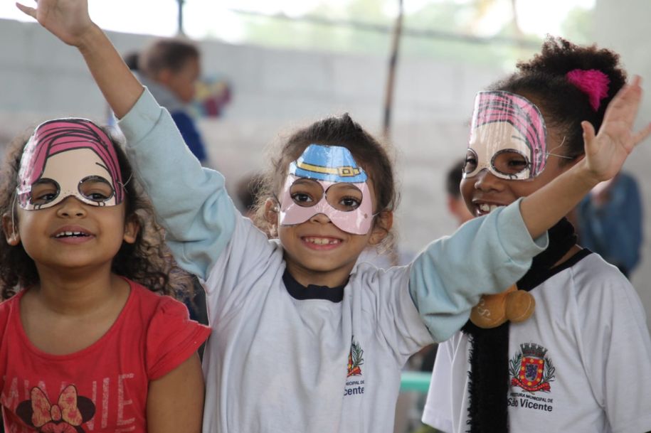 AMEIs celebram cultura brasileira com eventos abertos aos pais