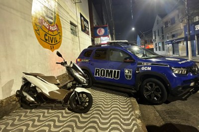Após perseguição, GCM detém homem com motocicleta roubada em São Vicente