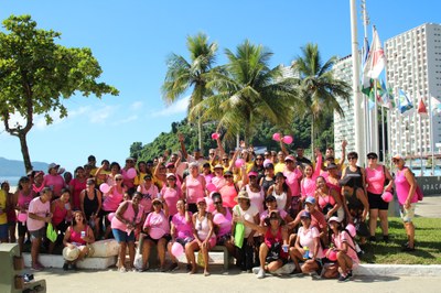 Caminhada esportiva celebra Dia das Mulheres em São Vicente