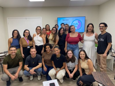 Caminhos de Esperança: Novos estagiários iluminam Acolhe Mãe com rede de acolhimento às gestantes