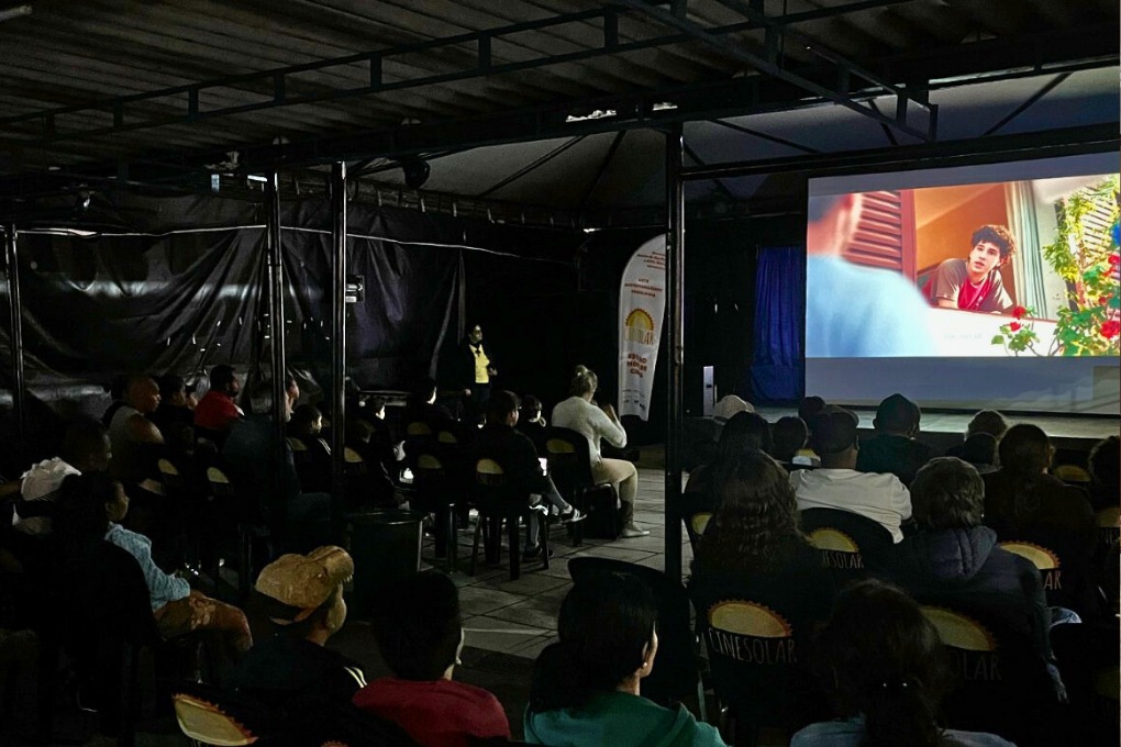 CineSolar encanta público de todas as idades em São Vicente