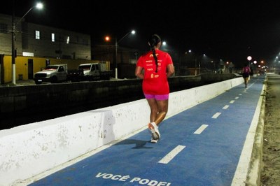 Correndo para o Futuro: movimento 'Náutica Runners' leva qualidade de vida à Cidade Náutica em São Vicente