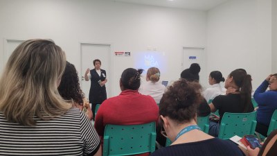 Cuidado com a saúde mental pauta palestra no Hospital do Vicentino