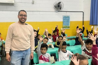 Da nova geração de professores, Michael já é realidade - e mira no futuro da educação no Brasil