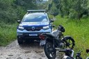 Dupla é presa pela GCM por furto de moto, e veículo é devolvido à vítima Dupla é presa pela GCM por furto de moto, e veículo é devolvido à vítima