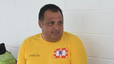 Educador inspira superações e transforma a relação de alunos PCD com o esporte em São Vicente