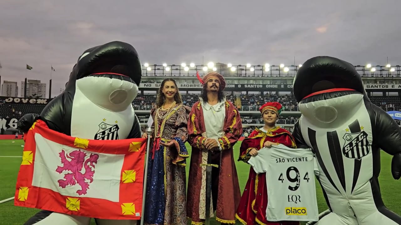 Em noite histórica, Santos FC homenageia São Vicente com gol nos acréscimos, uniformes personalizados e ampla repercussão