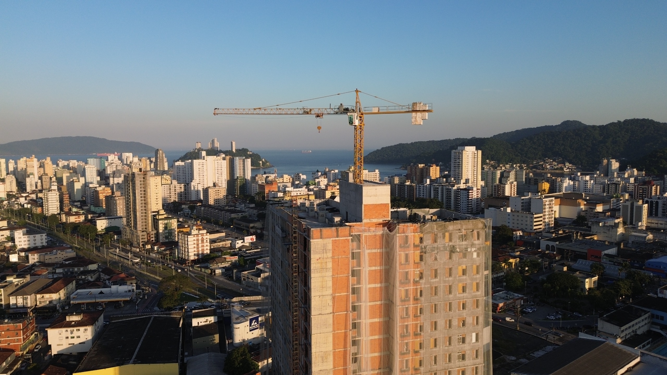 Em São Vicente, construção civil tem mais de 60% de aumento em empregos