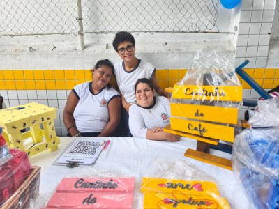 Escolas de São Vicente unem alunos em ação alusiva ao Dia da Síndrome de Down