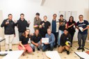 Formandos concluem Curso de Garçom com perspectivas para novos empregos em São Vicente