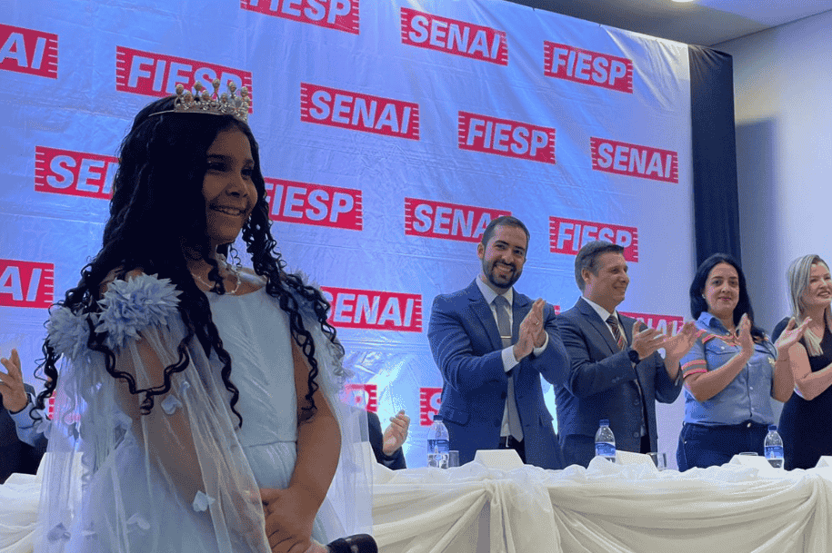 Formatura do curso técnico do Senai marca conquista de futuros profissionais em São Vicente