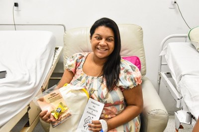 Fundo Social de São Vicente entrega kits de higiene na Maternidade Municipal