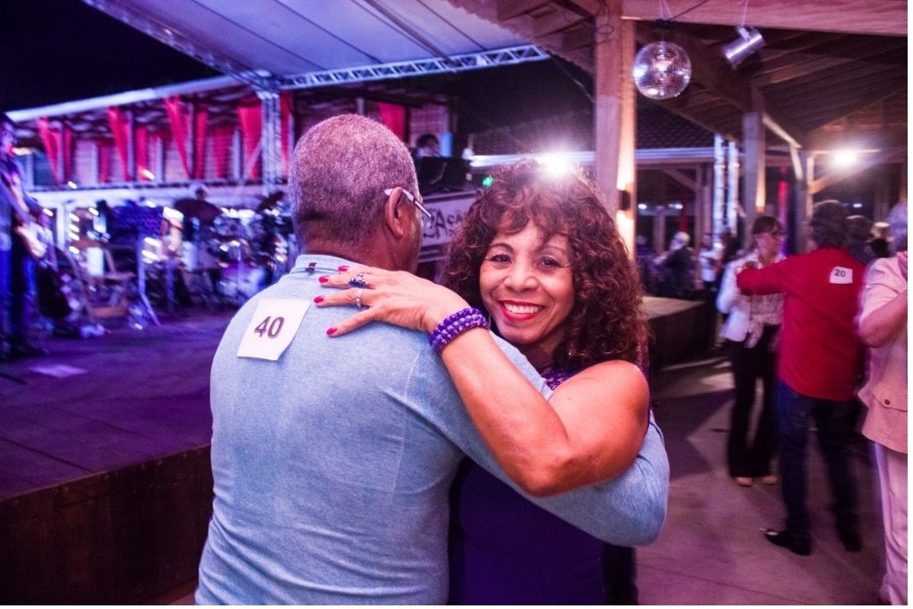 Fundo Social realiza 3ª edição do Baile da Melhor Idade em São Vicente