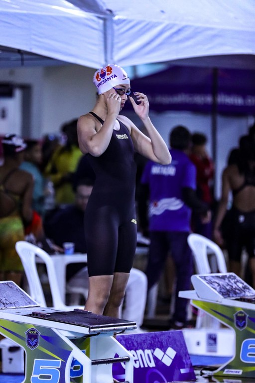 Aos 14 anos, atleta de São Vicente transforma rotina intensa em resultados na natação - 4.jpeg