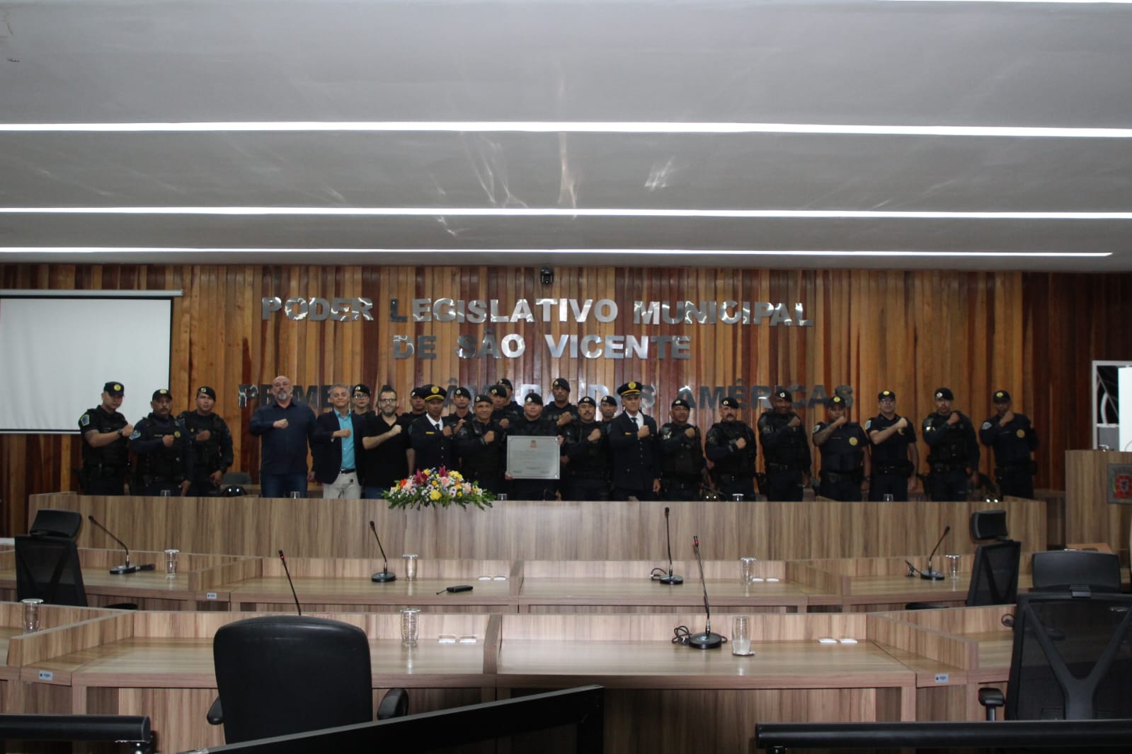 Canil da GCM de São Vicente é homenageado na Câmara pelos 20 anos de atuação - 2.jpeg