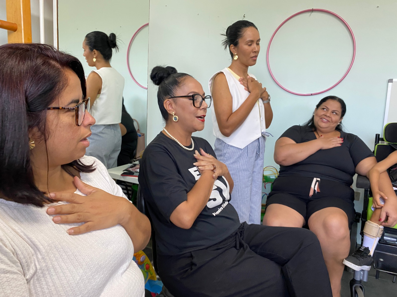 Centro São Camilo promove encontro de apoio e autocuidado para mães e servidoras - 1.jpeg