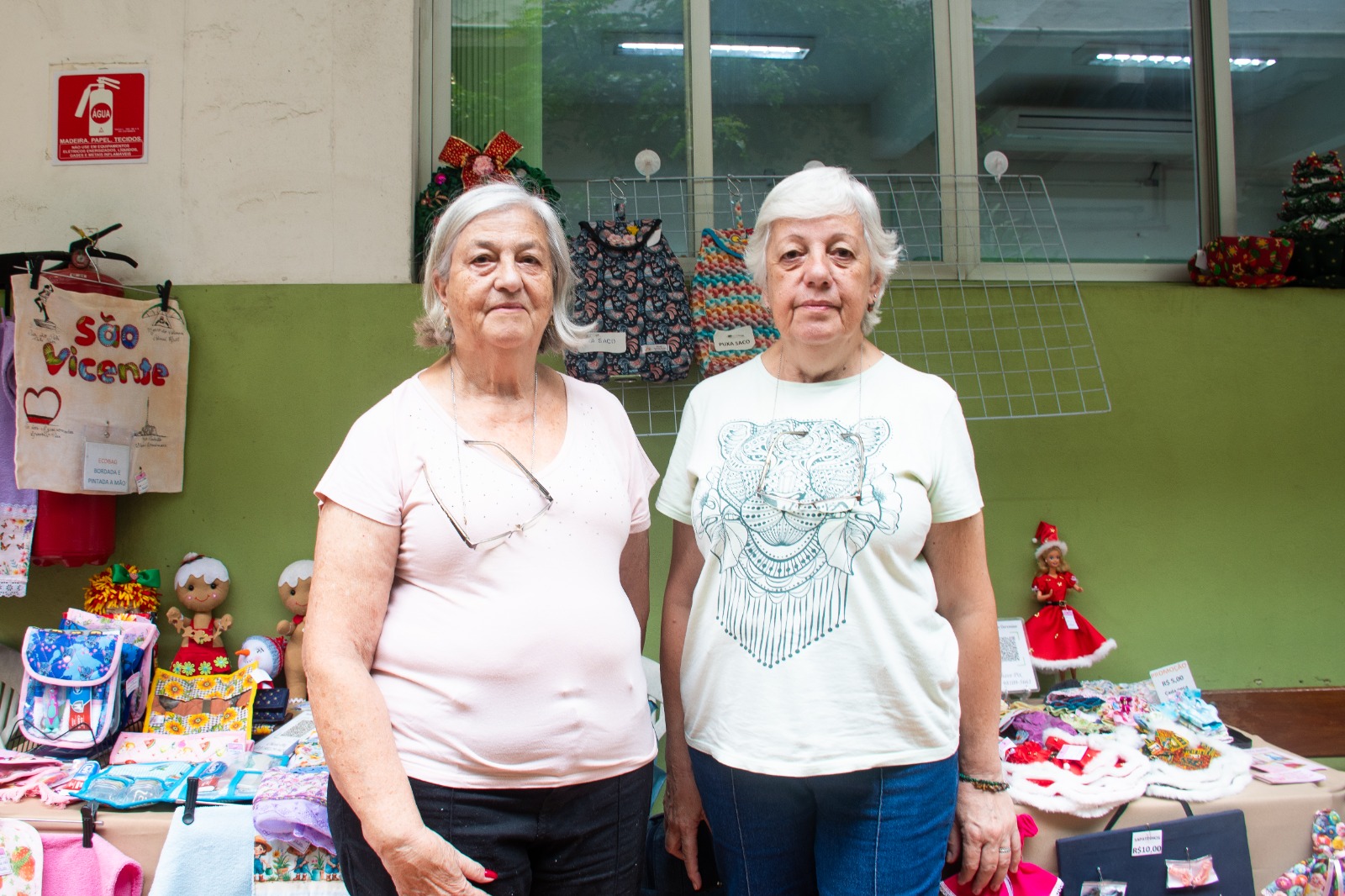 Feira de Natal reúne artesãs de São Vicente4.jpeg