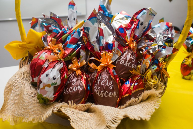 22.03.2022 Confecção de Ovos de Páscoa Fundo Social - Tadeu Filho Photo  (90).JPG