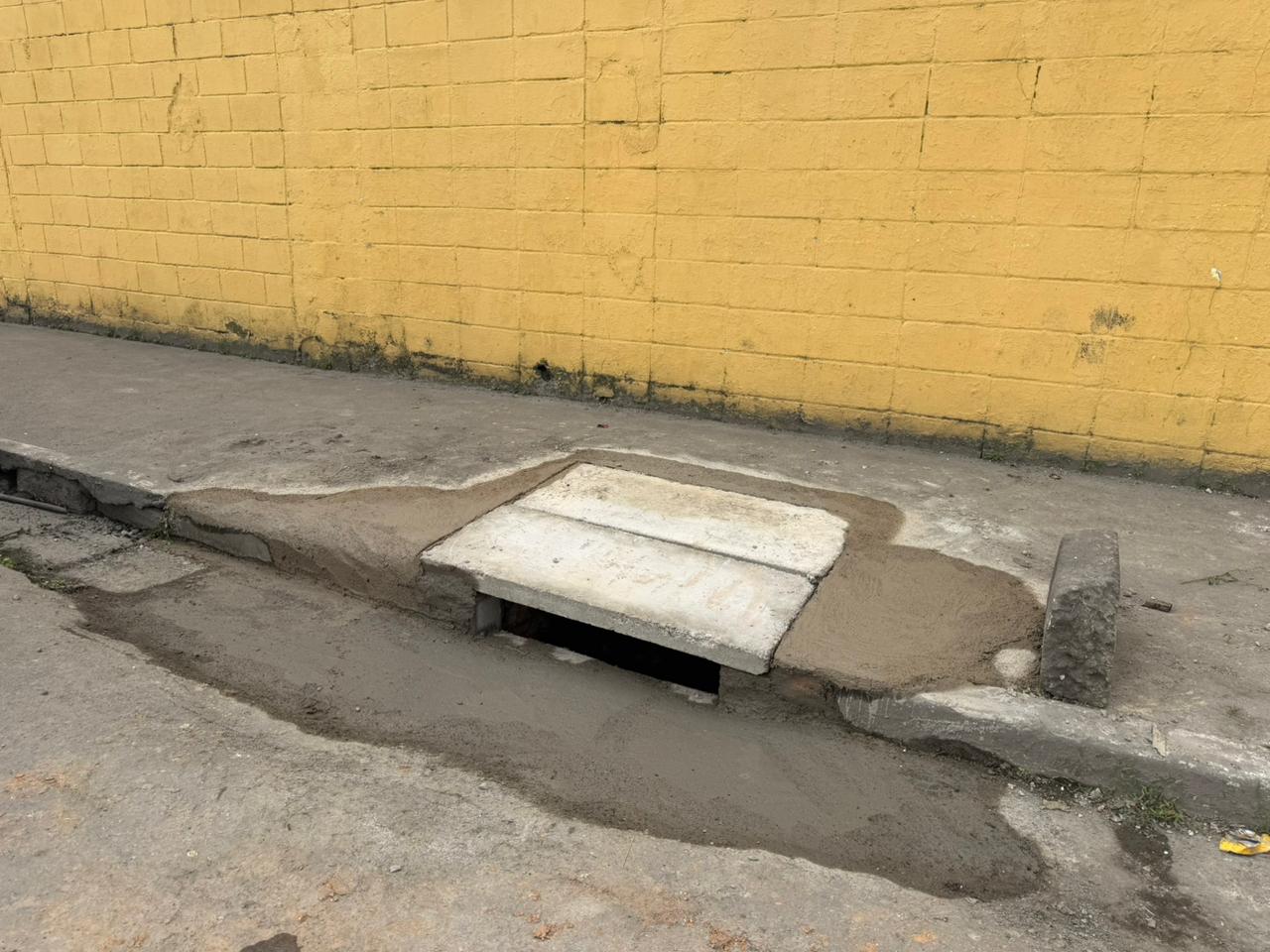 Prefeitura realiza limpeza e retirada de entulhos no Parque São Vicente 3