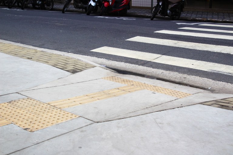 São Vicente avança na 2ª fase da reurbanização do centro comercial 4