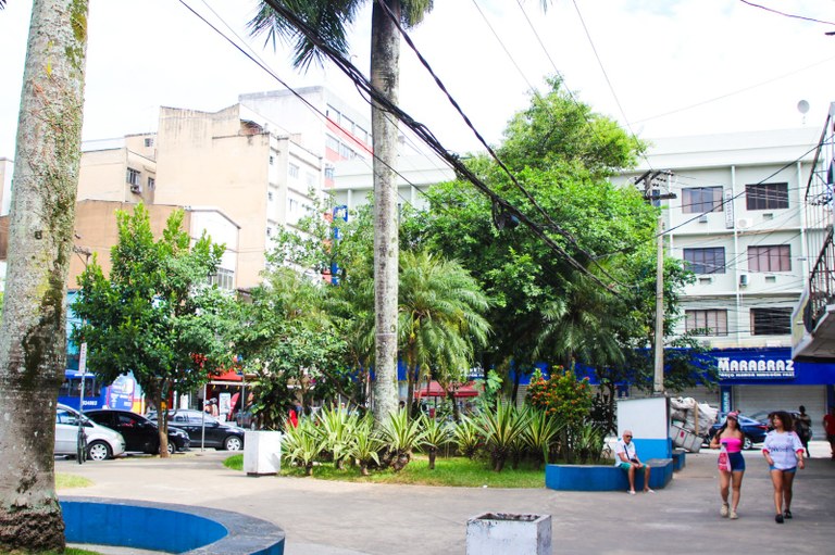 São Vicente avança na 2ª fase da reurbanização do centro comercial 3