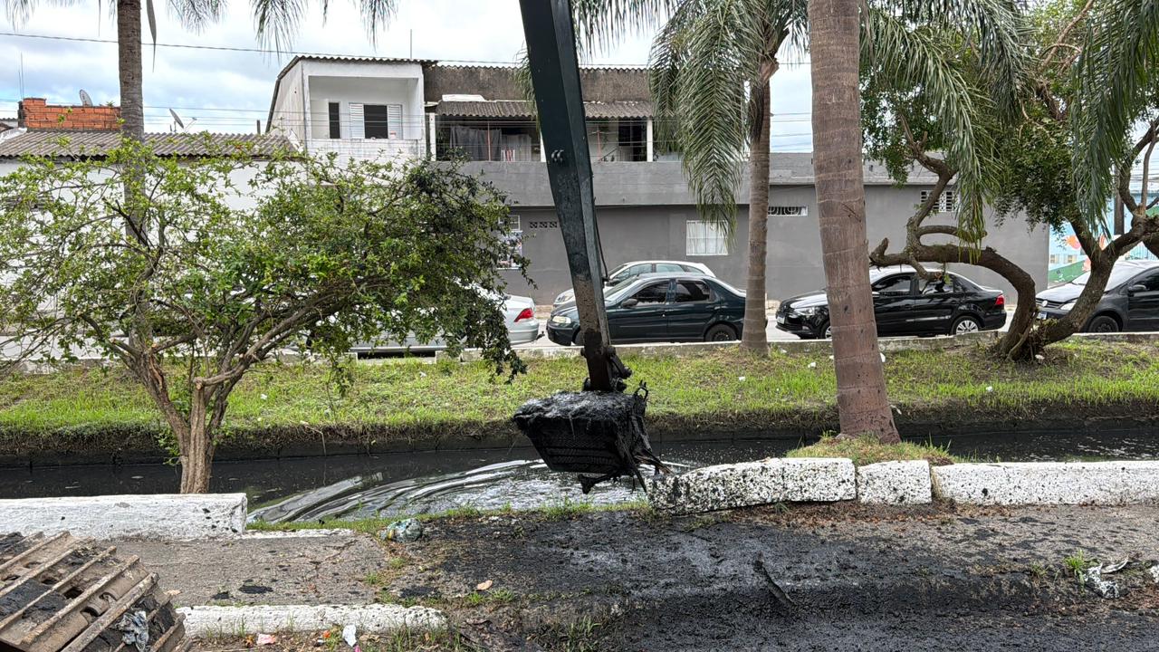 Combate às enchentes l.jpeg