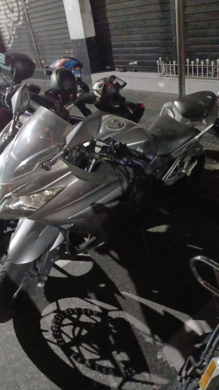 Veículo furtado é recuperado por agentes de trânsito no Centro de São Vicente - 1.jpeg