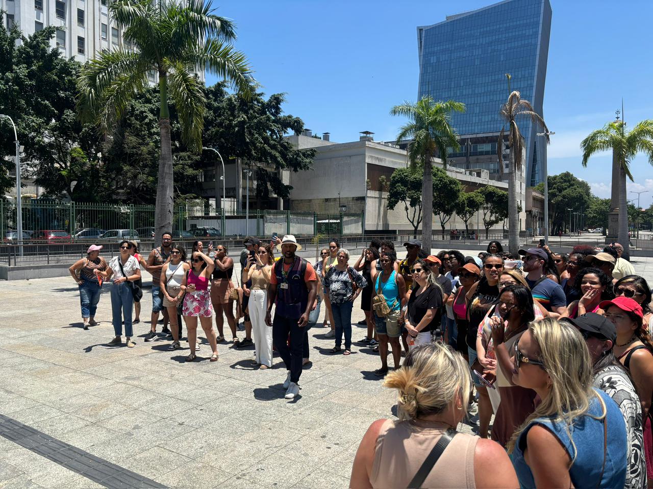 WhatsApp Image 2025-12-04 at 17.53.01 (2).jpeg