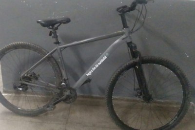 GCM de São Vicente recupera bicicleta roubada e devolve à vítima