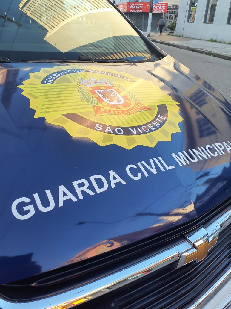 Homem é detido por furto em estabelecimento comercial em São Vicente