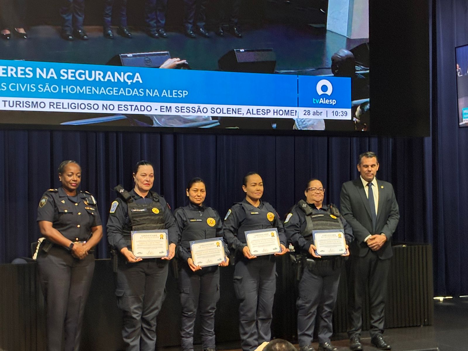 Homenagem na Alesp valoriza atuação de GCMs femininas de São Vicente