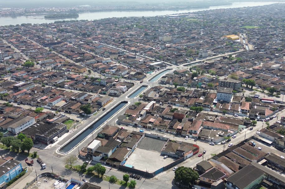 Instalação de comportas avança e obra de canal está prestes a ser concluída no maior projeto contra enchente da história de SV