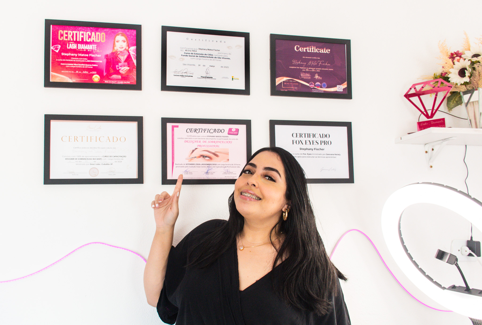 Jovem da Área Continental de São Vicente transforma vida como empreendedora com apoio do Fundo Social