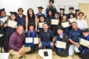 Jovens vicentinos recebem diploma de curso de assistência à logística