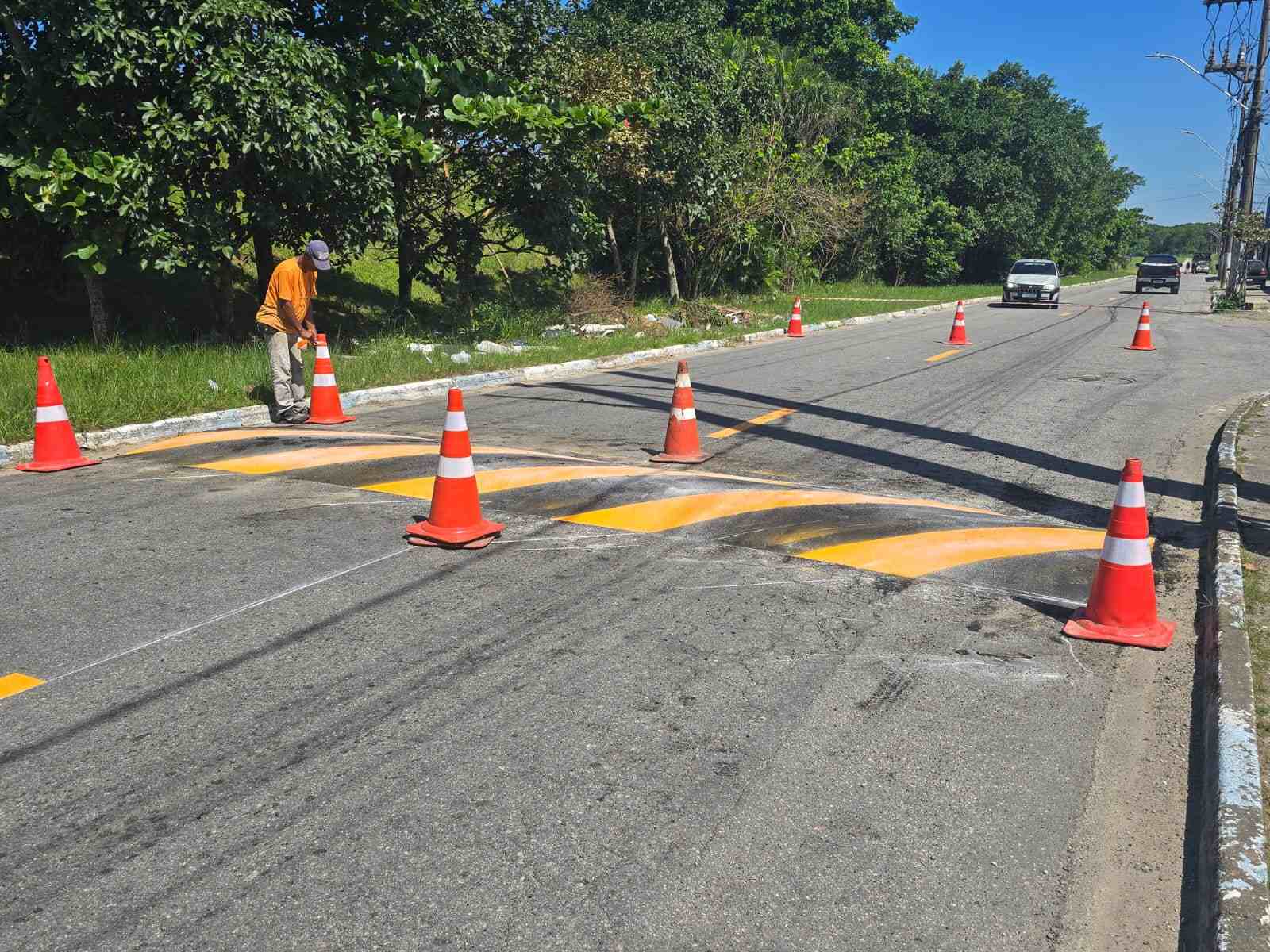 Marginal da Gleba 2 recebe nova etapa de sinalização e reforça organização do trânsito na Área Continental