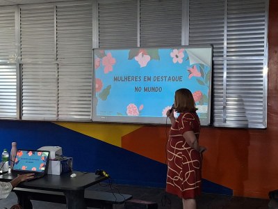 Oficina sobre equidade de gênero reúne mais de 50 alunos no Cejain e promove reflexão sobre valorização feminina