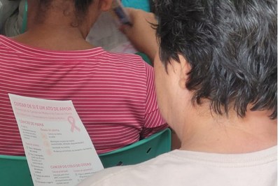 Outubro Rosa: Vicentinos participam de palestras sobre saúde e autocuidado na ESF JIP