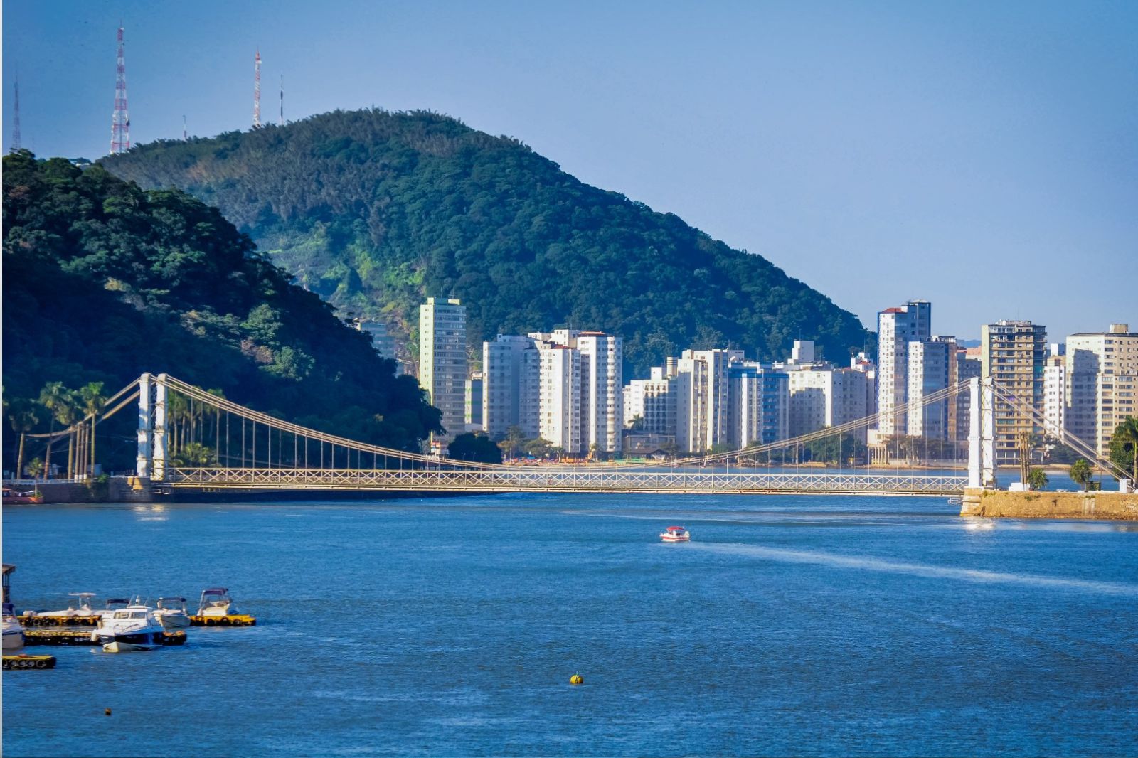 Ponte Pênsil passará por melhorias no pavimento a partir desta terça-feira