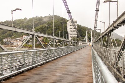 Ponte Pênsil será interditada para veículos até sexta (15), das 7h às 18h