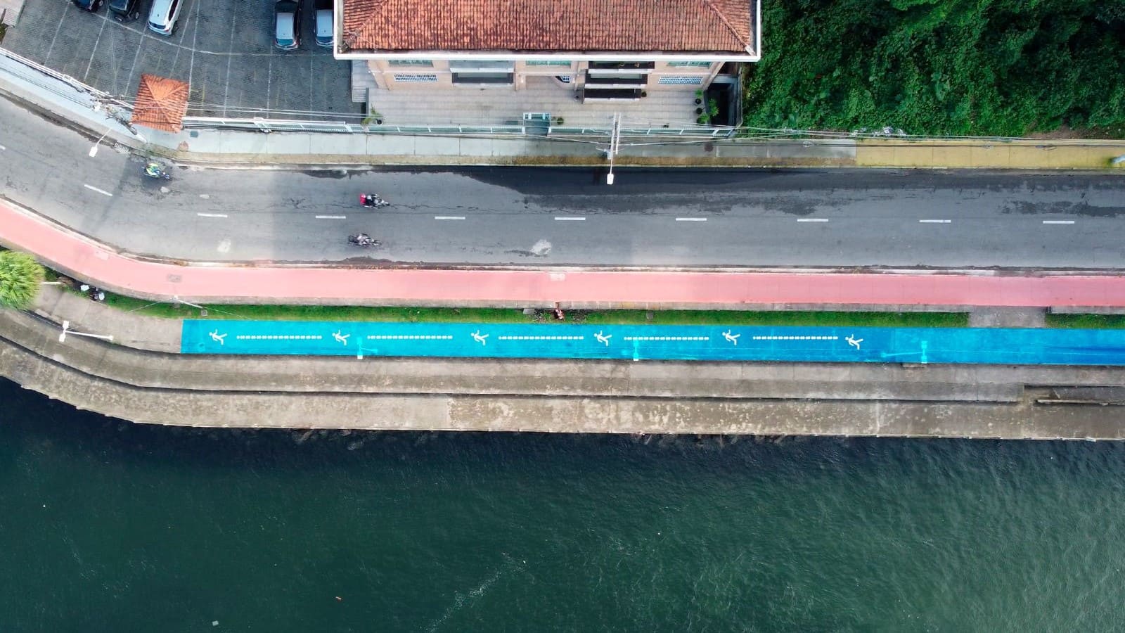 Prefeito de São Vicente, Kayo Amado, anuncia pista de corrida no Deck do Pescador