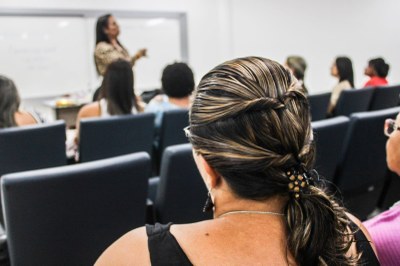 Prefeitura de São Vicente e Sebrae promovem oficina gratuita para mulheres empreendedoras