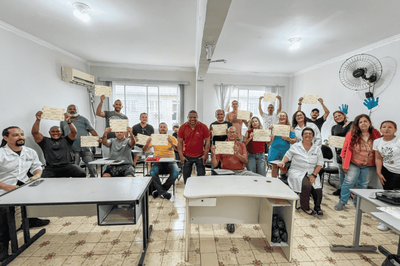 Prefeitura de São Vicente forma 17 alunos em curso de conserto de eletrodomésticos