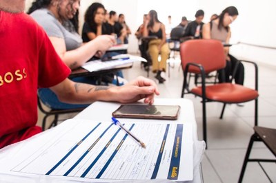 Processo seletivo de empregos reúne histórias e oportunidades de reconstrução