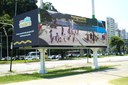 São Vicente à vista: Novo telão exibe belezas naturais da Primeira do Brasil na Praia do Itararé São Vicente à vista: Novo telão exibe belezas naturais da Primeira do Brasil na Praia do Itararé